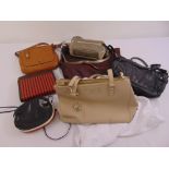A quantity of ladies fashion handbags to include DKNY, Guess, Valentino Garavani, Fiorelli (6)