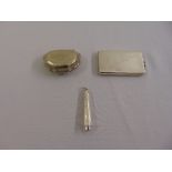 A Victorian silver rectangular purse, a white metal cheroot holder case and silver plated
