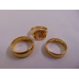 Three 18ct yellow gold rings, approx total weight 30.3g
