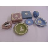 A quantity of Wedgwood Jasperware to include covered dishes and a table lighter (6)