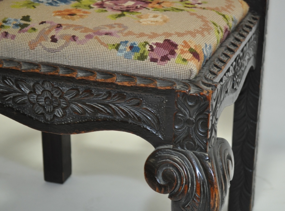 A Victorian carved oak corner chair. - Image 4 of 4