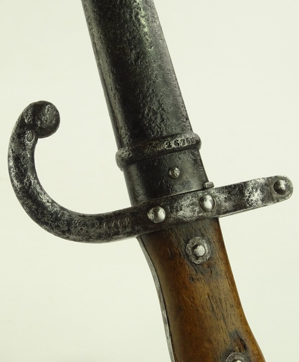 A 19th century French Gras bayonet, T-section blad - Image 3 of 3