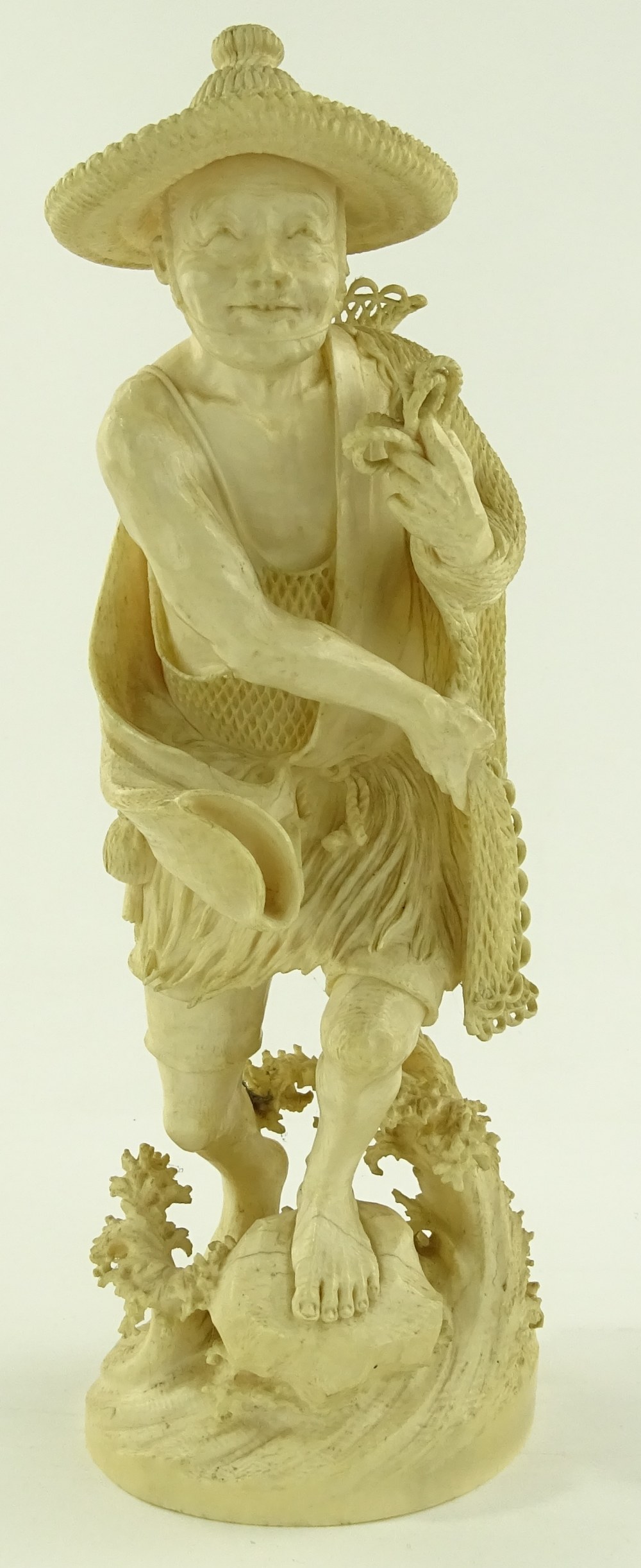 A fine quality Japanese Meiji period ivory Okimono