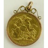 A 1912 gold sovereign, 9ct gold pendant mount.