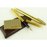 2 Goldplated Sheaffer and Parker fountain pens and