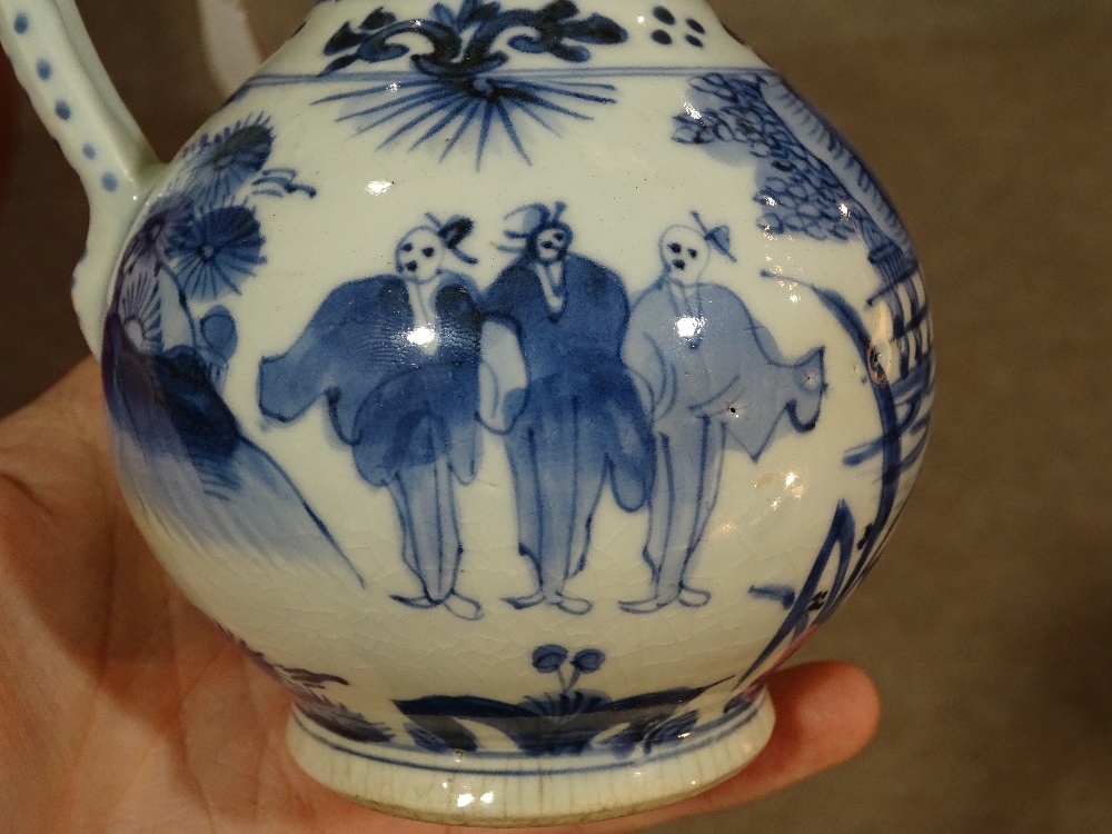 3 Chinese blue and white porcelain vases and a por - Image 5 of 18