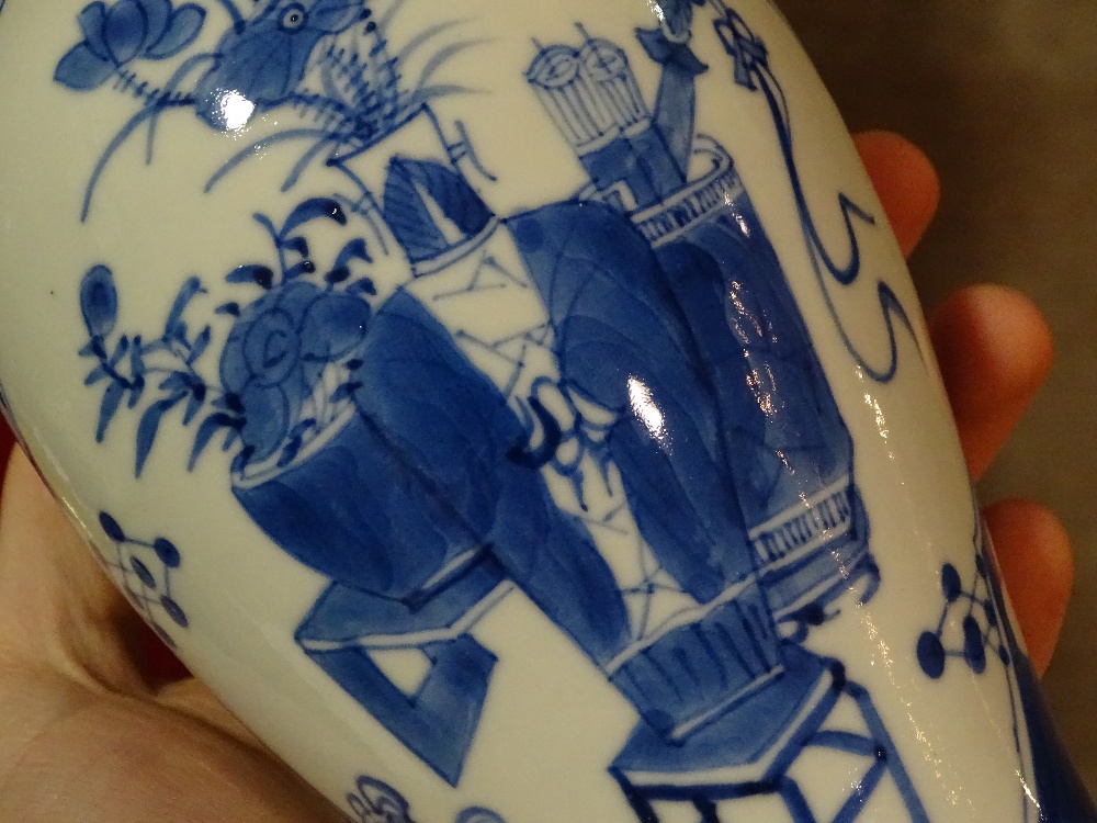 3 Chinese blue and white porcelain vases and a por - Image 12 of 18