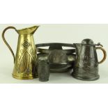 3 Pieces of Liberty Tudric pattern pewter, compris