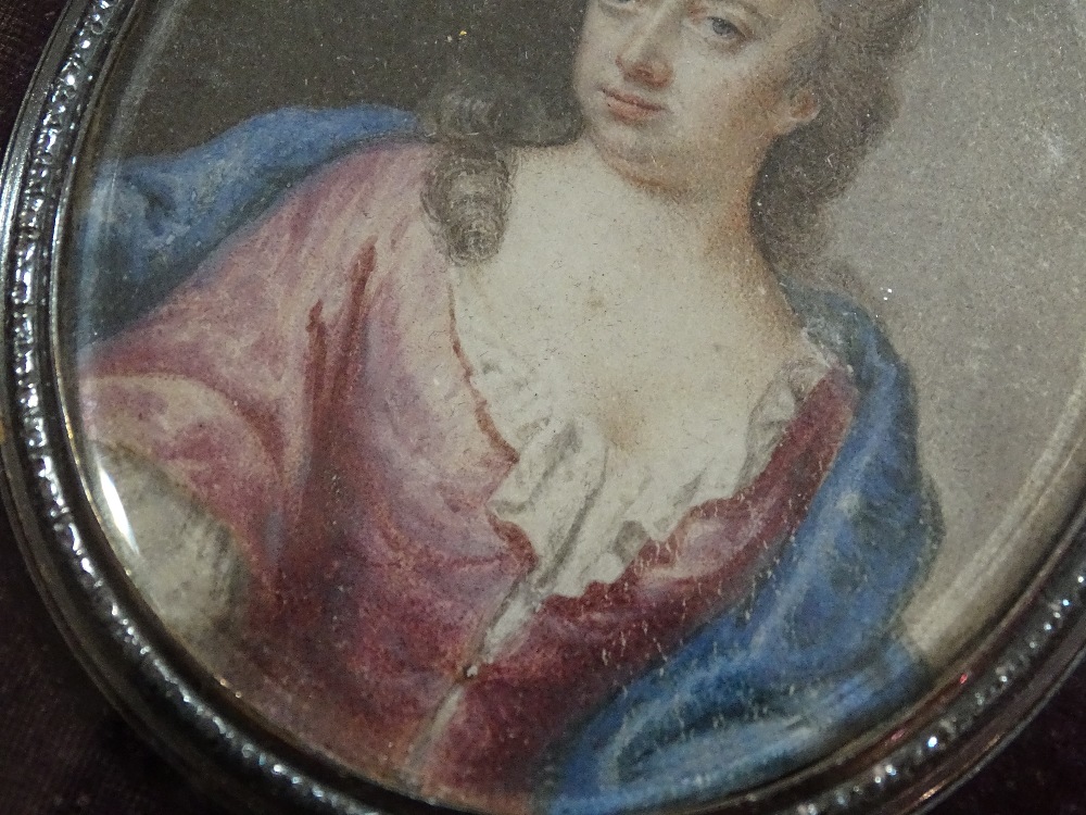 An 18th century miniature watercolour portrait of - Image 6 of 10