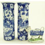 A pair of Chinese blue and white porcelain cylindr