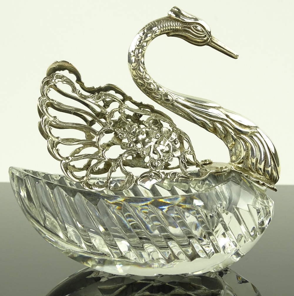 A cut-glass and silver swan design toothpick holde - Image 2 of 3
