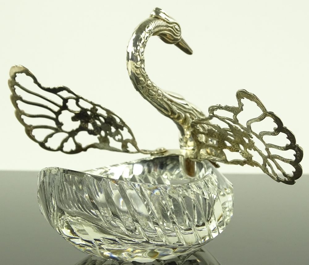 A cut-glass and silver swan design toothpick holde - Image 3 of 3