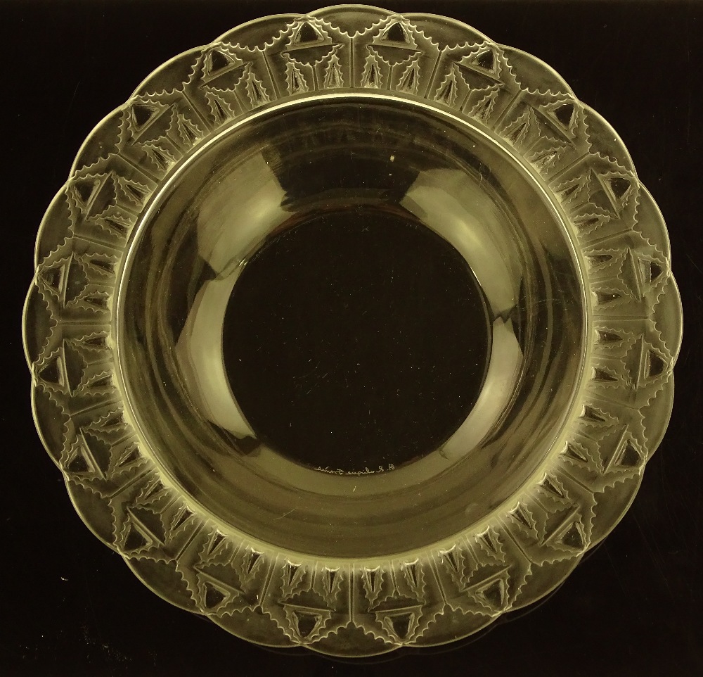 A Rene Lalique circular glass bowl, relief moulded - Bild 3 aus 4