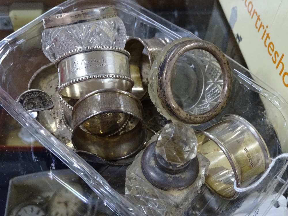 A 925 silver ashtray, 5 various silver napkin ring