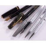 A Waterman pen and pencil set with 18ct gold nib,