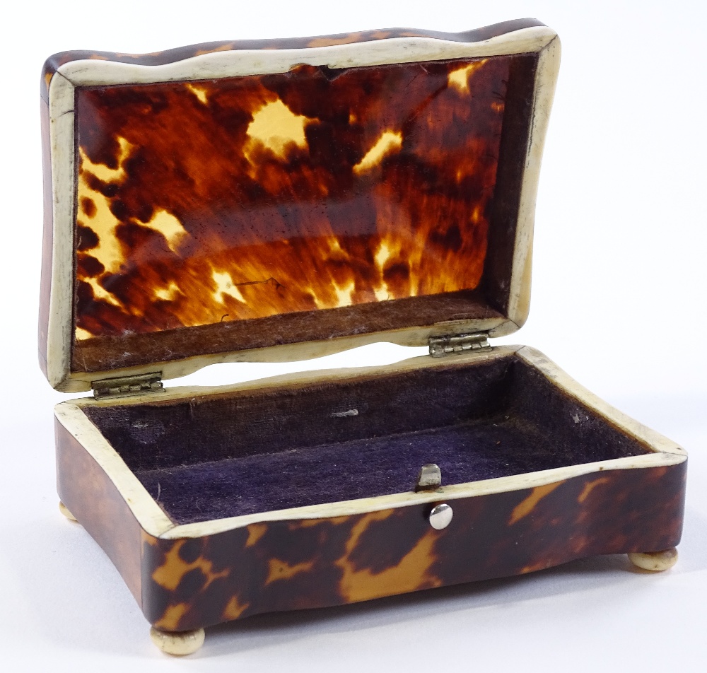 A 19th century tortoiseshell dome-top jewel box, w - Image 2 of 3