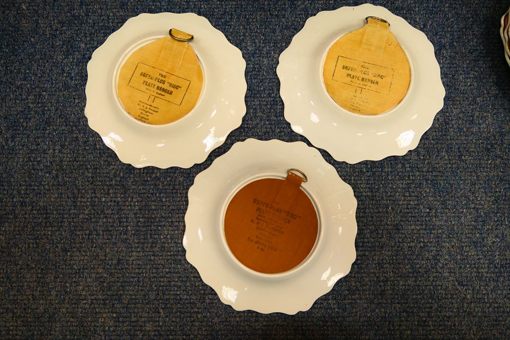 Staffordshire pearlware dessert service, circa 1820, - Image 10 of 11