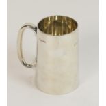 Victorian silver pint tankard, Sheffield 1885, plain tapered form inscribed 'A.