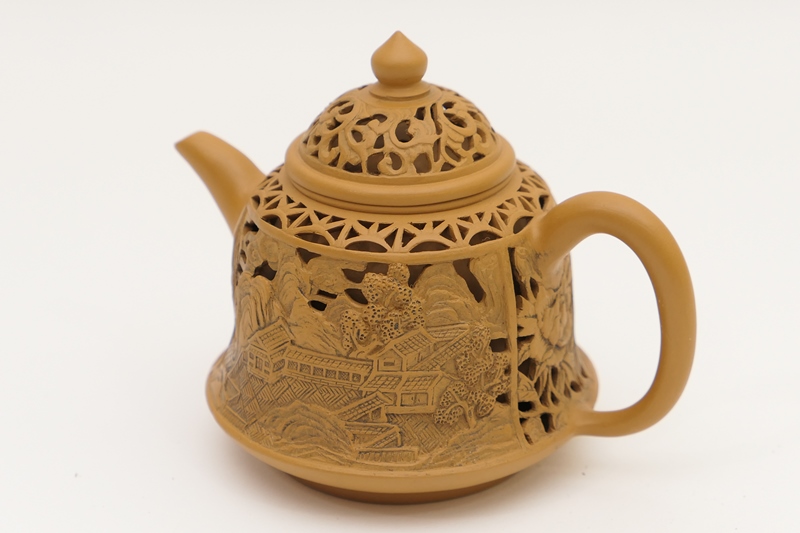 Chinese reticulated Yixing style teapot, 20th Century,