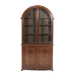 Quality Edwardian mahogany domed top bookcase in the Georgian style, circa 1905,