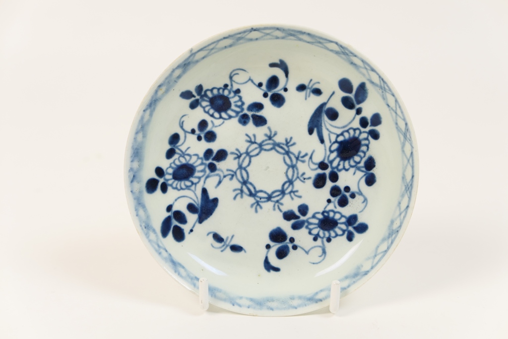 Pennington's (Liverpool) blue and white saucer, circa 1775,