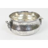 Victorian silver porringer, maker GR/EB, London 1858, squat baluster form with acanthus handles,