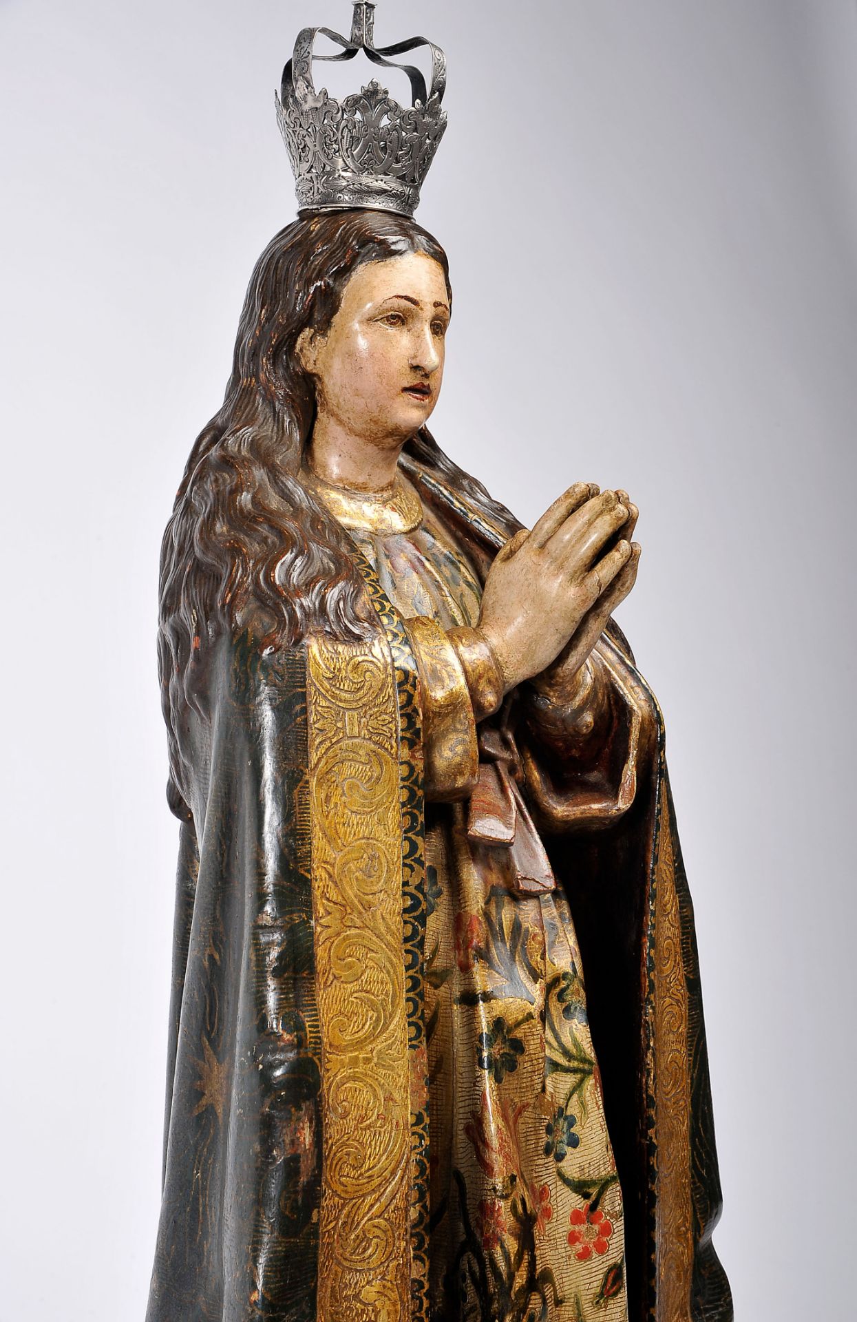 Our Lady of the Immaculate Conception, polychrome and gilt wooden sculpture, silver crown, - Bild 2 aus 3