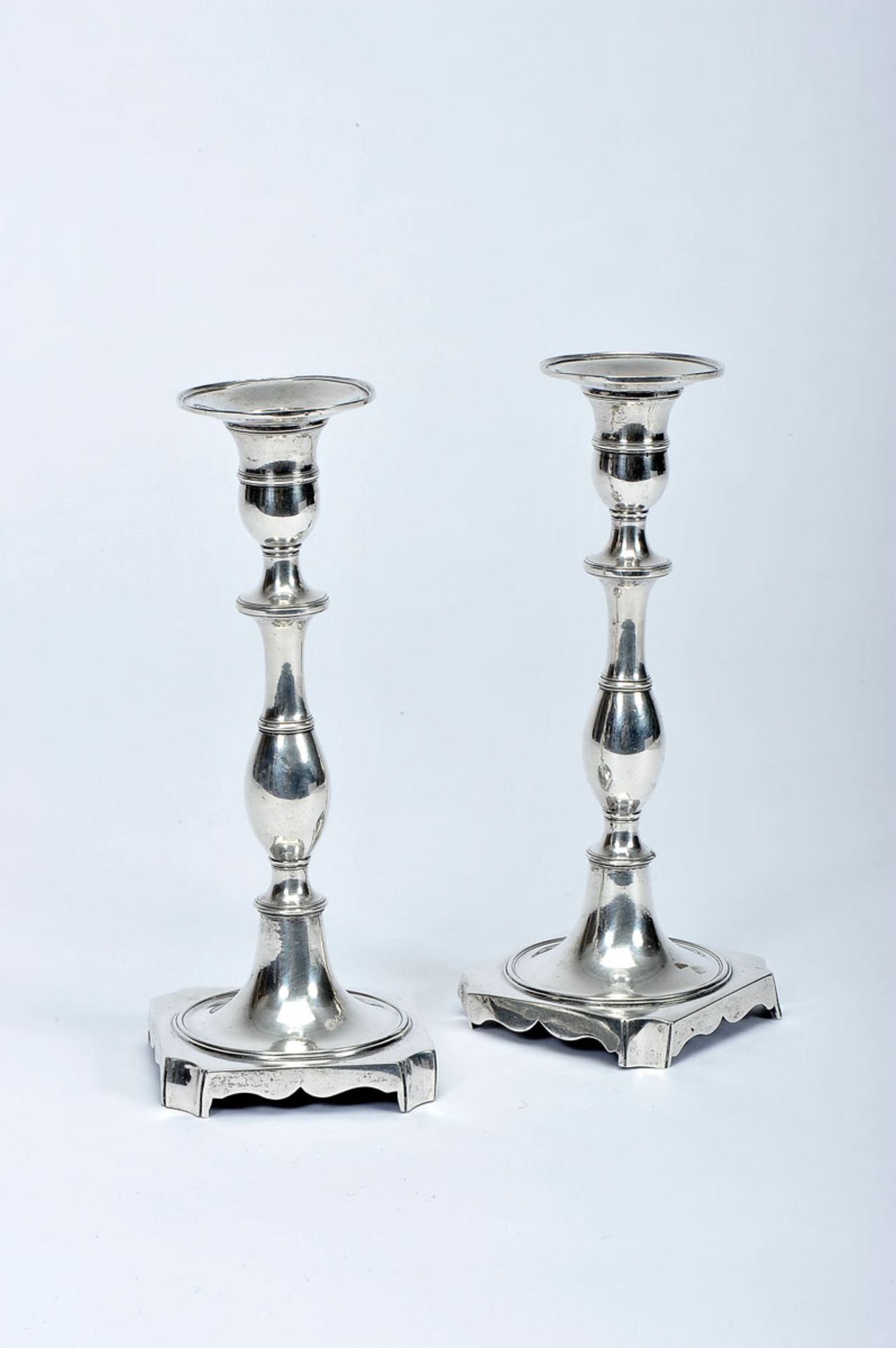 A Pair of Candlesticks with Squared Base, D. Maria I (Queen of Portugal) style, 833/1000 silver,