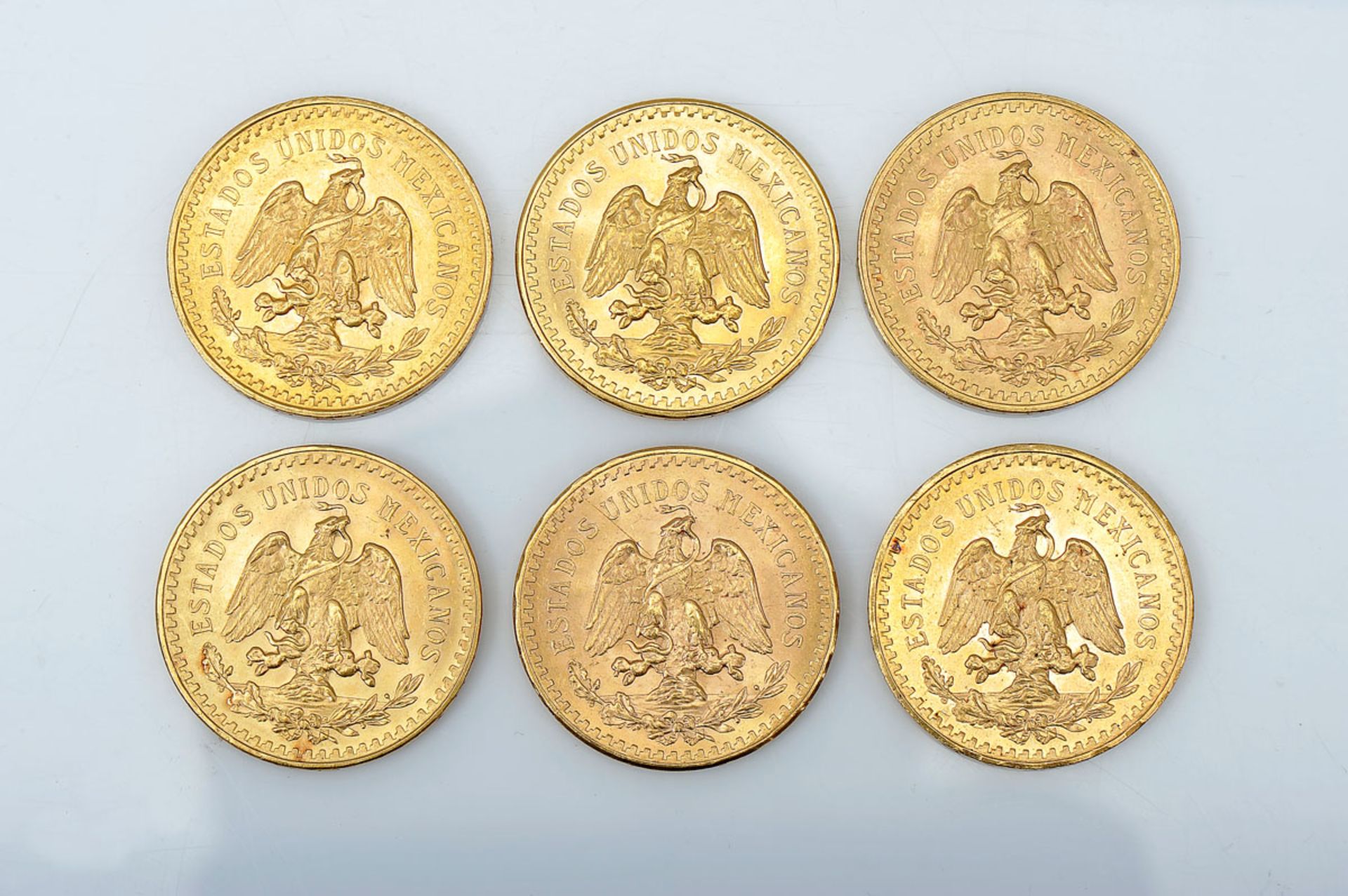 A Coin of 50 Pesos, 900/1000 gold, Mexico, 20th C., VF, Dim. - 3,56 cm; Peso - 41,7 g.