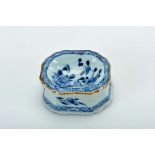 A Scalloped Octagonal Salt Cellar, Chinese export porcelain, blue decoration "garden with