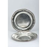 A Pair of Serving Dishes, 916/1000 silver, rim with decoration en relief, Portuguese, signs of