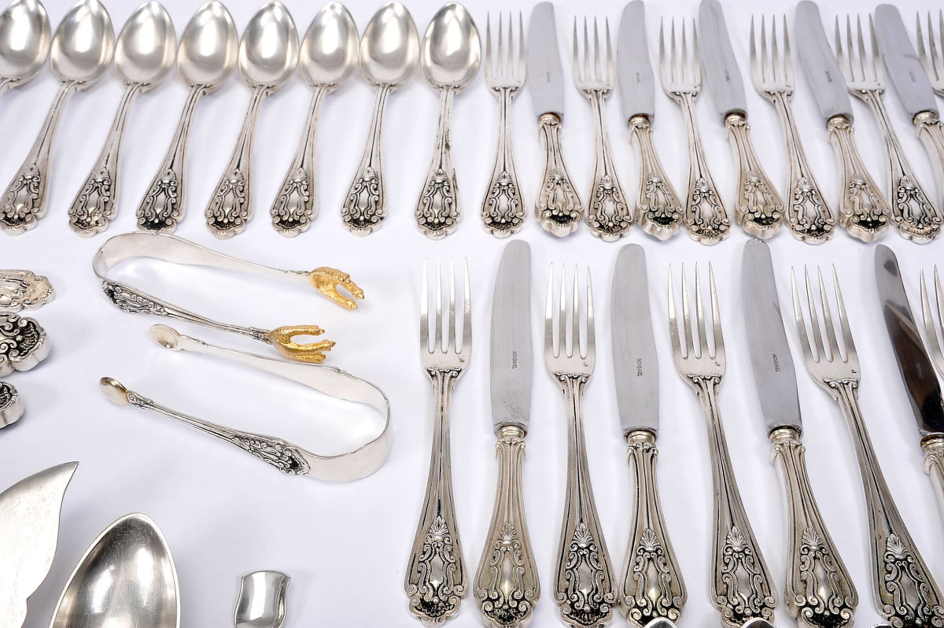 Flatware for 12 people, D. João V (King of Portugal) style,, 833/1000 silver, consisting of 23 - Bild 4 aus 6