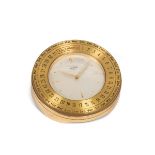 Luxor. Fine, gilt brass table clock with calendar and 8 days power reserve. Made [...]