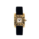 CARTIER, Paris, "Tank Obus". Fine, 18K yellow gold wristwatch with original buckle. [...]