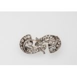 Diamond and platinum double-clip brooch - montatura in platino - Startprice : - 3000 -