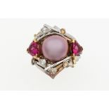 Cultured pearl, purple zircon and diamond ring. Signed Enrico Cirio - perla rosa, due [...]