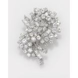 Diamond and gold brooch - montatura in oro bianco 750/1000 - Startprice : - 3200 -