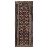 A Soumak runner, Caucasus late XIX century, cm333x113 - campo azzurro/blu con piccoli [...]