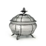 A sugar pot, Piedmont, mid 18th century - Molten, embossed and chiselled silver. Mark [...]
