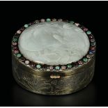 A silver box, China, 19th century - An oval silver box with semi-precious stone [...]