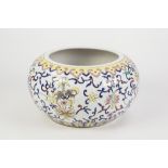 CHINA PORCELAIN GLOBULAR FISH BOWL WITH POLYCHROME ENAMELLED DECORATION OF FLOWERS, SCROLL PATTERN