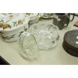 GOOD QUALITY MODERN CUT GLASS FRUIT BOWL AND A SIMILAR BASKET (2)