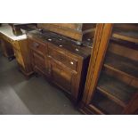 SMALL EDWARDIAN WALNUT DRESSER SIDEBOARD, WITH TWO DRAWERS OVER TWO DOORS, 3'4" WIDE