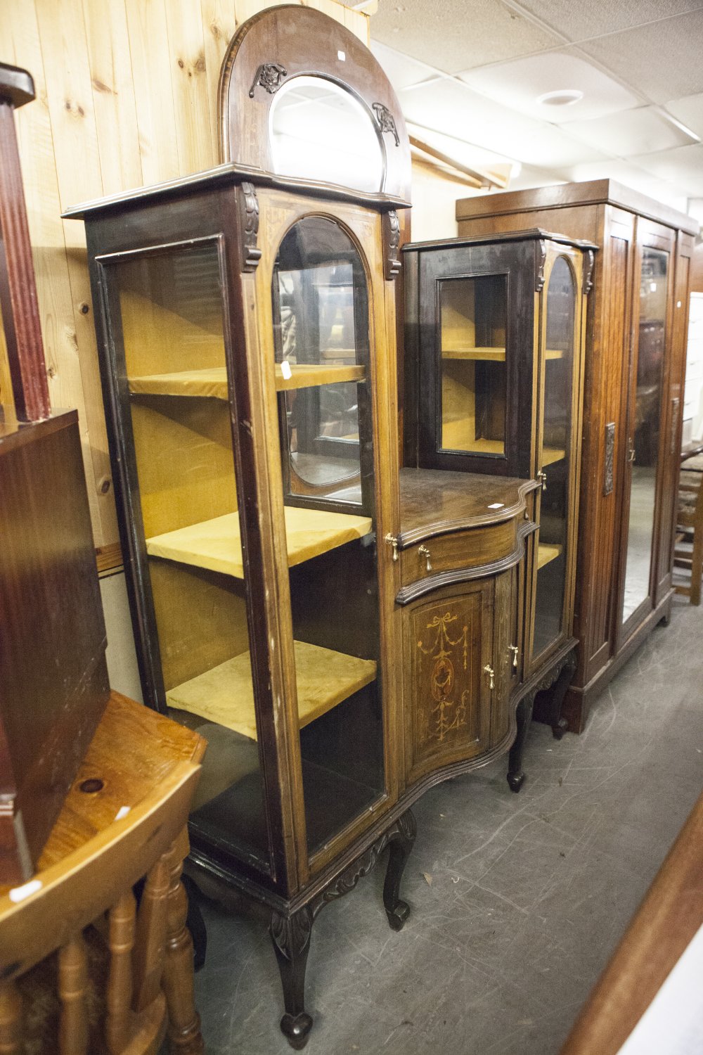 EDWARDIAN INLAID MAHOGANY 'SIDE BY SIDE' DISPLAY CABINET, WITH SHAPED OBLONG BEVEL EDGED MIRROR