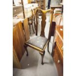 A SET OF FOUR QUEEN ANNE STYLE DINING CHAIRS