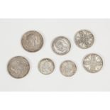 COLLECTION OF GEO V SILVER COINAGE includes two half crowns 1915 (VF) and nineteen other half crowns