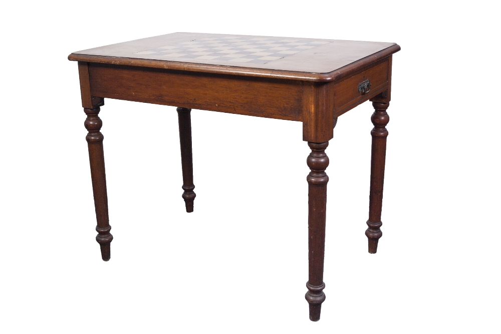 VICTORIAN MAHOGANY GAMES TABLE WITH CHESSBOARD TOP, baize lined frieze drawer, on turned supports, - Image 2 of 2