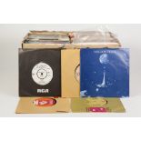 LARGE NUMBER OF 1960s/70s 45 RPM SINGLES