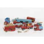 CORGI MAJOR CHIPPERFIELDS CIRCUS RELATED ITEMS to include Bedford Tractor Unit and Articulated horse