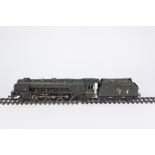 EARLY POST WAR 'O' GAUGE HAND BUILT ELECTRIC THREE RAIL PAINTED BRASS AND METAL MODEL OF 4-6-2